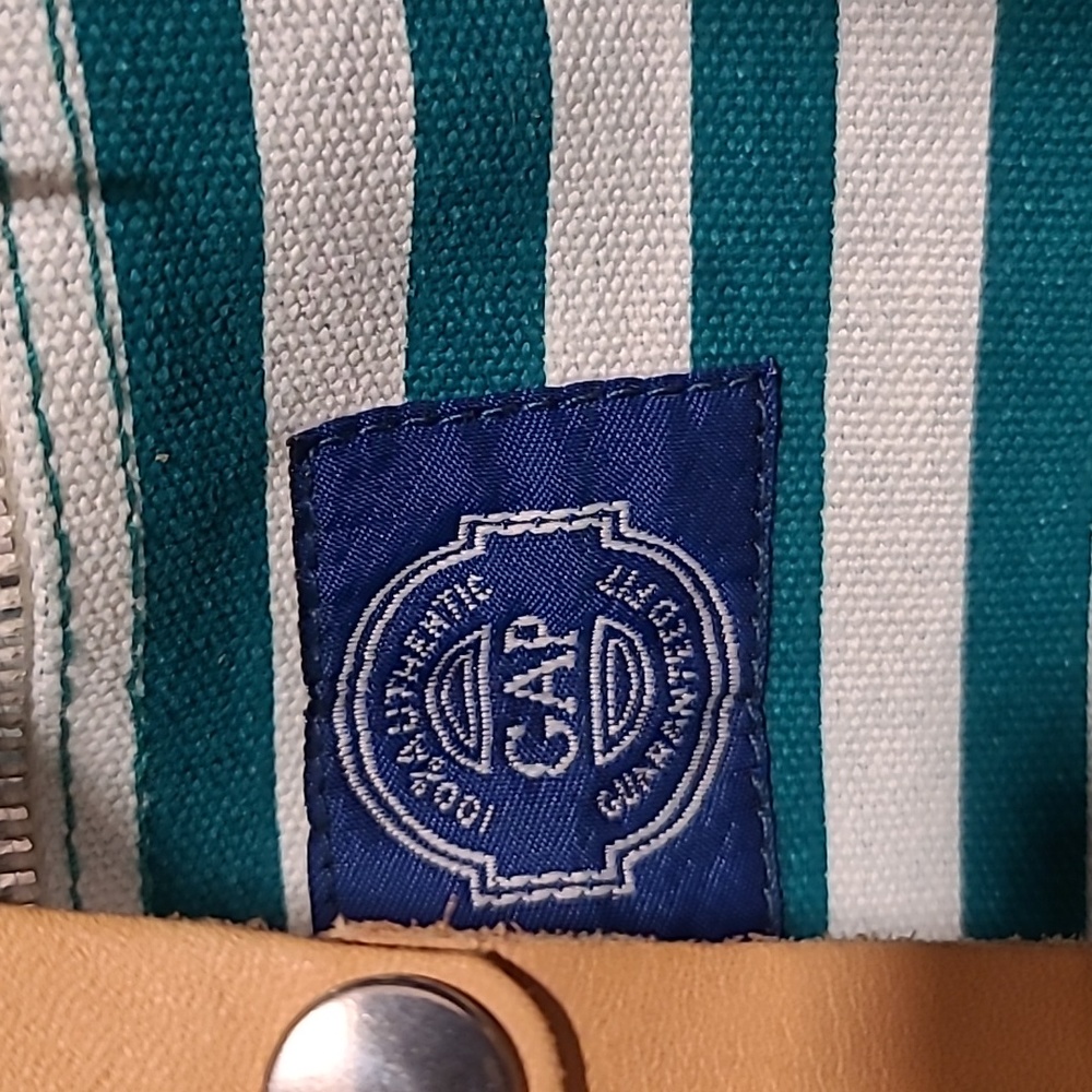Bag from gap - Picture 2 of 2